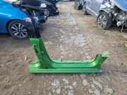 Rechte metallische Seitenschweller