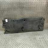 Rechte Unterbodenabdeckung