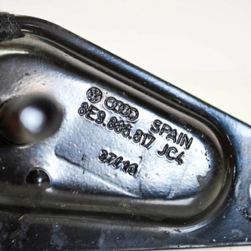 Andere Aufbauteile AUDI A6 (4F2, C6) 3.0 TDI quattro 8E9886817 Bild Andere Aufbauteile AUDI A6 (4F2, C6) 3.0 TDI quattro 8E9886817