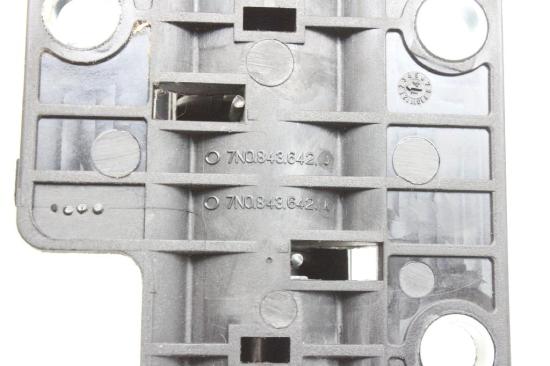 Türinnengriffrahmen hinten rechts VW SHARAN (7N1, 7N2) 2.0 TDI 7N0843642J Bild Türinnengriffrahmen hinten rechts VW SHARAN (7N1, 7N2) 2.0 TDI 7N0843642J