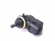 Stellmotor Scheinwerfer links Toyota Yaris (P13) 90013783