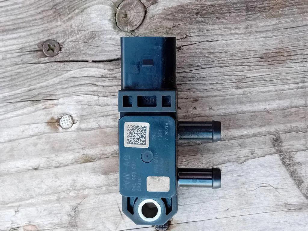 NOx-Sensor VW POLO Van (6R) 1.4 TDI 04L906051
