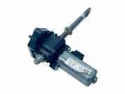 Sitzsteuerungsmotor vorne links MERCEDES-BENZ S (W222, V222, X222) S 350 BlueTEC / d (222.132, 222.032, 222.123) P1122300303