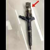 Einspritzdüse TOYOTA LAND CRUISER 120 (_J12_) 3.0 D-4D (KDJ120, KDJ150, KDJ125) 01F08331 2367030020