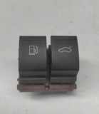 Schalter zum Öffnen des Kraftstofftanks VW PASSAT Variant B6 (3C5) 2.0 TDI 16V 4motion 3C0959903B