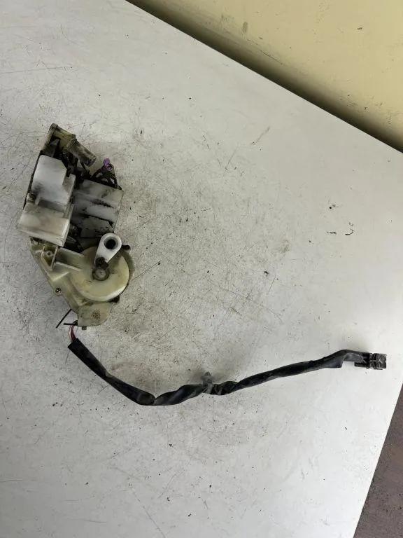 Türschloss vorne links HONDA CIVIC VII Hatchback (EU, EP, EV) 1.6 i 020305