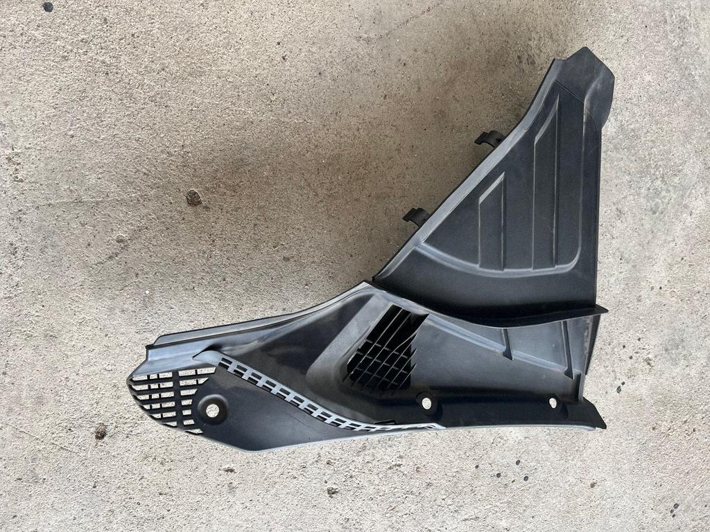 Frontscheibenwischerzierleiste BMW 7 (F01, F02) 730 d 51716987601