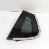 Kleines Seitenfenster hinten links