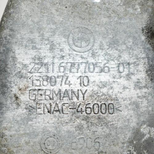 Motorhalter rechts BMW 5 Touring (E61) 520 d 6777056 Bild Motorhalter rechts BMW 5 Touring (E61) 520 d 6777056