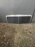 Vorderer oberer Gitter MERCEDES-BENZ E (W210) E 290 Turbo-D (210.017) #F166 2108880123
