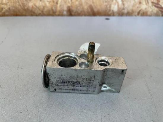 A/C Conditioner Expansion Valve MERCEDES-BENZ M (W164) ML 320 CDI 4-matic (164.122) A1648300084 Bild A/C Conditioner Expansion Valve MERCEDES-BENZ M (W164) ML 320 CDI 4-matic (164.122) A1648300084
