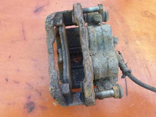 Bremssattel vorne links IVECO DAILY III Furgon/Estate 35 C 12 V, 35 S 12 V (AGKA43A2, AGKB43A2, AGKB46A2,... 42548179 Bild Bremssattel vorne links IVECO DAILY III Furgon/Estate 35 C 12 V, 35 S 12 V (AGKA43A2, AGKB43A2, AGKB46A2,... 42548179
