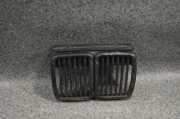 Gitter Grill vorne links BMW 3 (E30) 316 i 5113884350