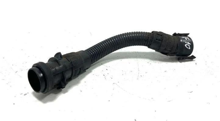 Entlüftungsschlauch BMW 5 (F10) 520 d 58650910 13717803643