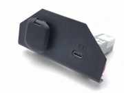 USB TOYOTA C-HR (_X2_, _H2_) Hybrid 8553248030