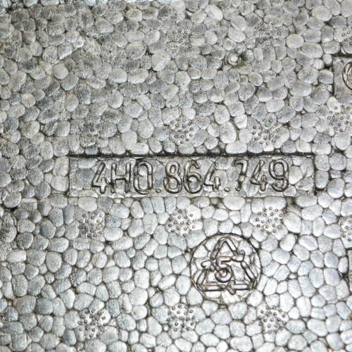 Kofferraum-Schaumstoff Bild Kofferraum-Schaumstoff