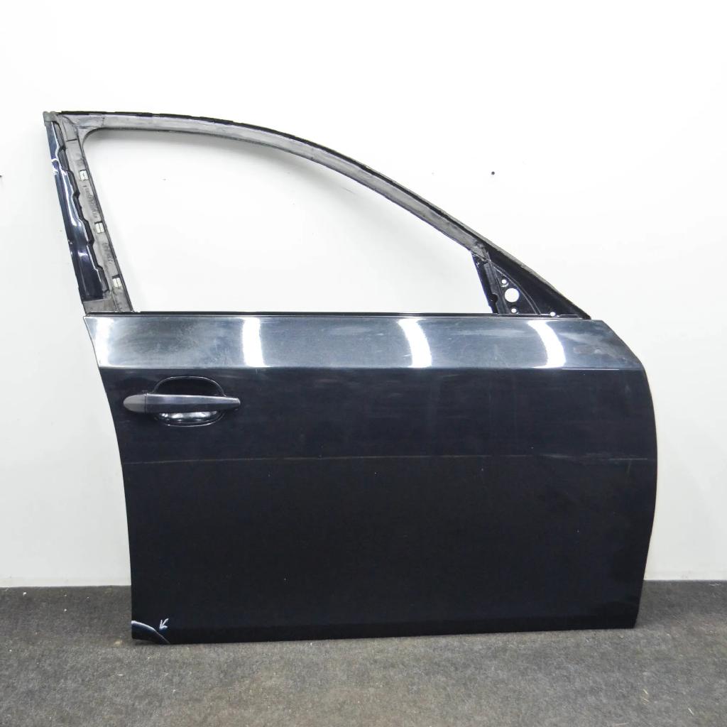 Vordere rechte Tür BMW 5 Touring (E61) 520 d Bild Vordere rechte Tür BMW 5 Touring (E61) 520 d