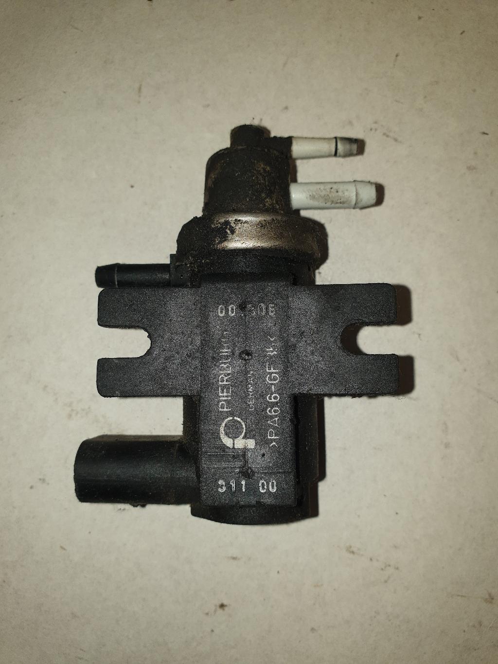 Unterdrucksteuerventil für Abgasrückführung Skoda Superb I (3U) PA66GF35