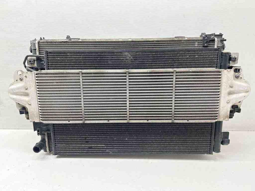 Kühler VW Transporter T5 Kasten () 7H0145804B