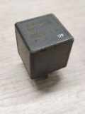 Relais OPEL VECTRA B Hatchback (38_) 2.0 i 16V 90464760
