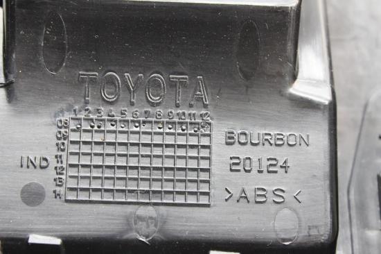 Mittelkonsolenschacht TOYOTA AVENSIS Sedan (_T27_) 2.0 (ZRT272_) Bild Mittelkonsolenschacht TOYOTA AVENSIS Sedan (_T27_) 2.0 (ZRT272_)