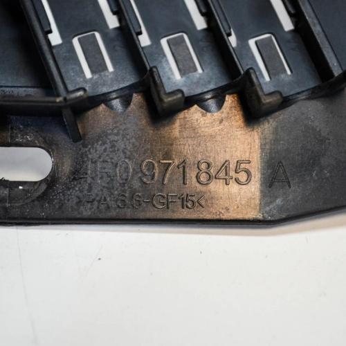 Andere Teile des Innenraums AUDI A6 (4F2, C6) 3.0 TDI quattro 4F0971845A Bild Andere Teile des Innenraums AUDI A6 (4F2, C6) 3.0 TDI quattro 4F0971845A