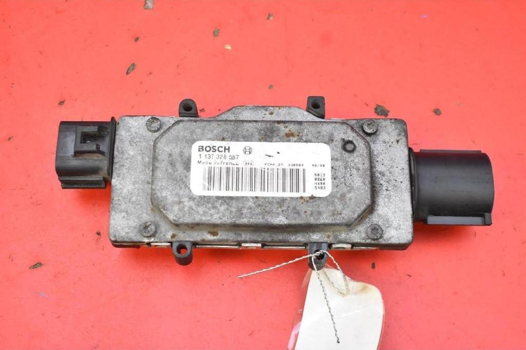 Relais für Klimaanlage Volvo V40 Schrägheck (525, 526) 1137328567