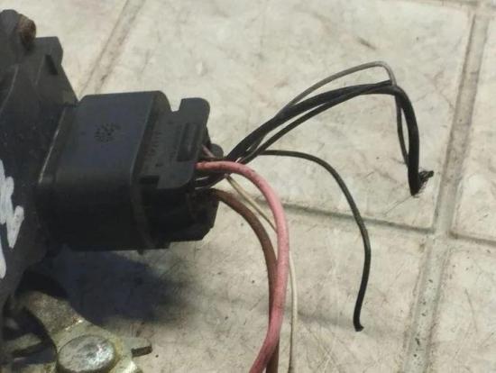 Türschloss vorne links FIAT STILO (192_) 1.6 16V (192_XB1A) 51736478 Bild Türschloss vorne links FIAT STILO (192_) 1.6 16V (192_XB1A) 51736478