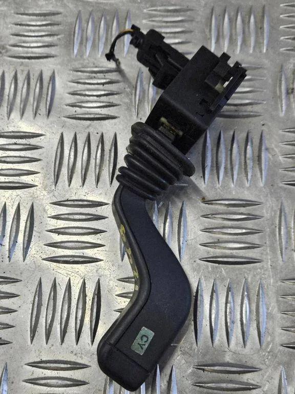 Relais für die Warnblinkanlage OPEL CORSA C (F08, F68) 1.0 09185413