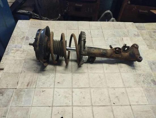 Stoßdämpfer vorne links MERCEDES-BENZ C (W203) C 200 CDI (203.004) 824904553412 A2033201630 Bild Stoßdämpfer vorne links MERCEDES-BENZ C (W203) C 200 CDI (203.004) 824904553412 A2033201630