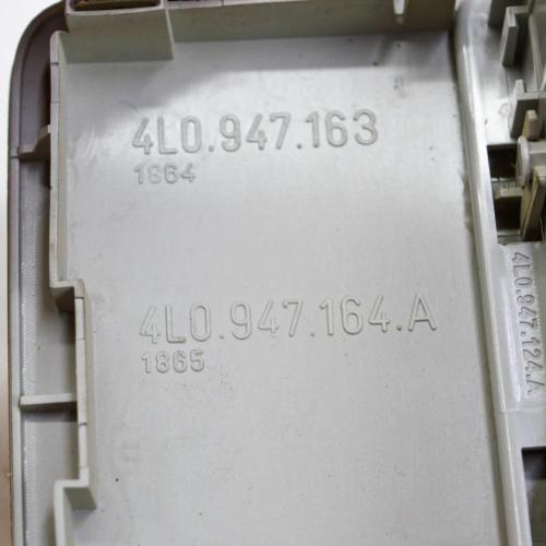 Innenleuchte AUDI Q7 (4L) 3.0 TFSI quattro 4L0947163 4L0947124A Bild Innenleuchte AUDI Q7 (4L) 3.0 TFSI quattro 4L0947163 4L0947124A