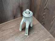 Motorhalter links VW TRANSPORTER V (T5) Minibus / passenger 2.5 TDI 7H0199849