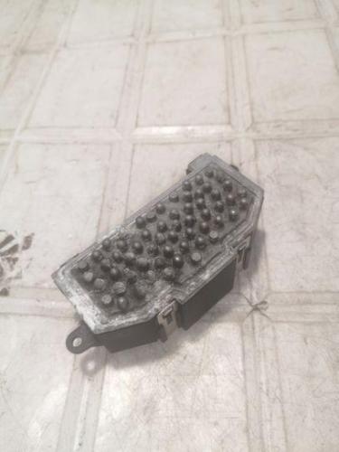 Relais für Lüfter VW Passat B6 Variant (3C5) 3C0907521D Bild Relais für Lüfter VW Passat B6 Variant (3C5) 3C0907521D