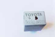 Relais Toyota Avensis Station Wagon (T27) 9008087019