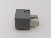 Relais MERCEDES-BENZ M (W163) ML 270 CDI (163.113) A0025422619