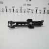 Gurthöhenversteller vorne links SKODA SUPERB II (3T4) 2.0 TDI 8E0857833A Bild Gurthöhenversteller vorne links SKODA SUPERB II (3T4) 2.0 TDI 8E0857833A