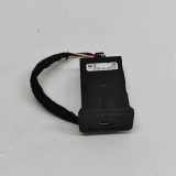 USB MERCEDES-BENZ CLA Coupe (C118) CLA 200 Mild-Hybrid A2478208602
