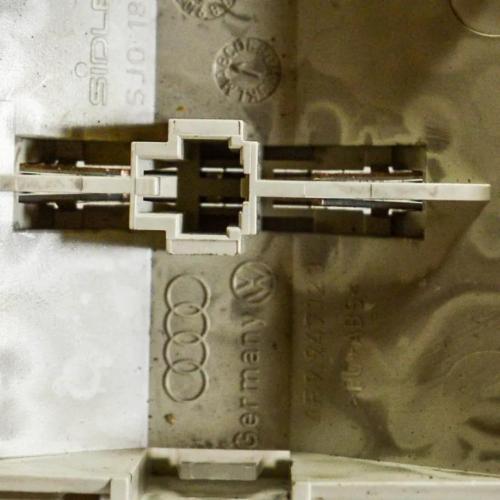 Innenleuchte AUDI A6 Avant (4F5, C6) 2.0 TDI 4F9947123 Bild Innenleuchte AUDI A6 Avant (4F5, C6) 2.0 TDI 4F9947123