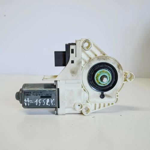 Fensterhebermotor vorne links AUDI A6 (4F2, C6) 3.0 TDI quattro 4F0959801D Bild Fensterhebermotor vorne links AUDI A6 (4F2, C6) 3.0 TDI quattro 4F0959801D