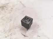 Relais AUDI A4 (8D2, B5) 2.5 TDI quattro V23134B52X301 8D0951253A