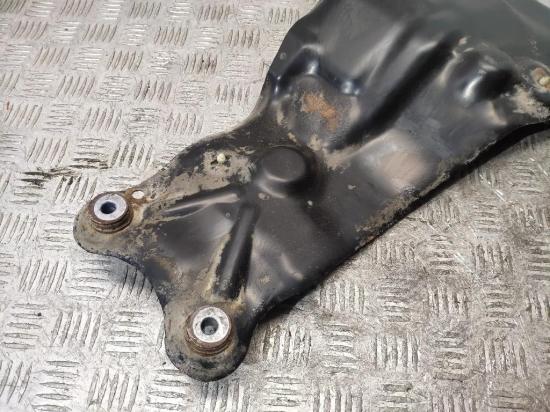 Kraftstofftankhalter AUDI A8 D4 (4H_) 3.0 TDI quattro 4H0201781C Bild Kraftstofftankhalter AUDI A8 D4 (4H_) 3.0 TDI quattro 4H0201781C