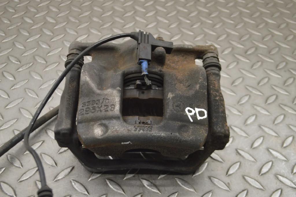 Bremssattel vorne rechts