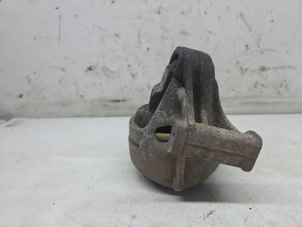 Motorbock vorne Audi Q5 (8R) PA66GF35