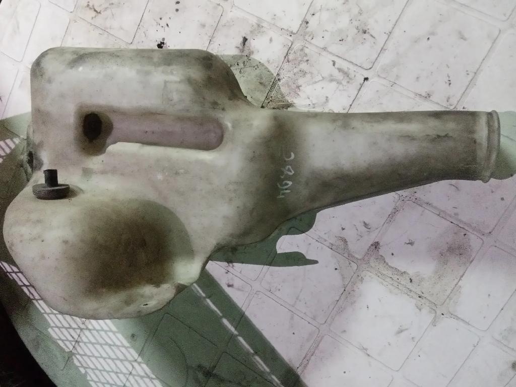 Fensterwaschtank MERCEDES-BENZ SPRINTER 3-t Minibus / passenger (906) 215 CDI (906.711, 906.713) A9068690020