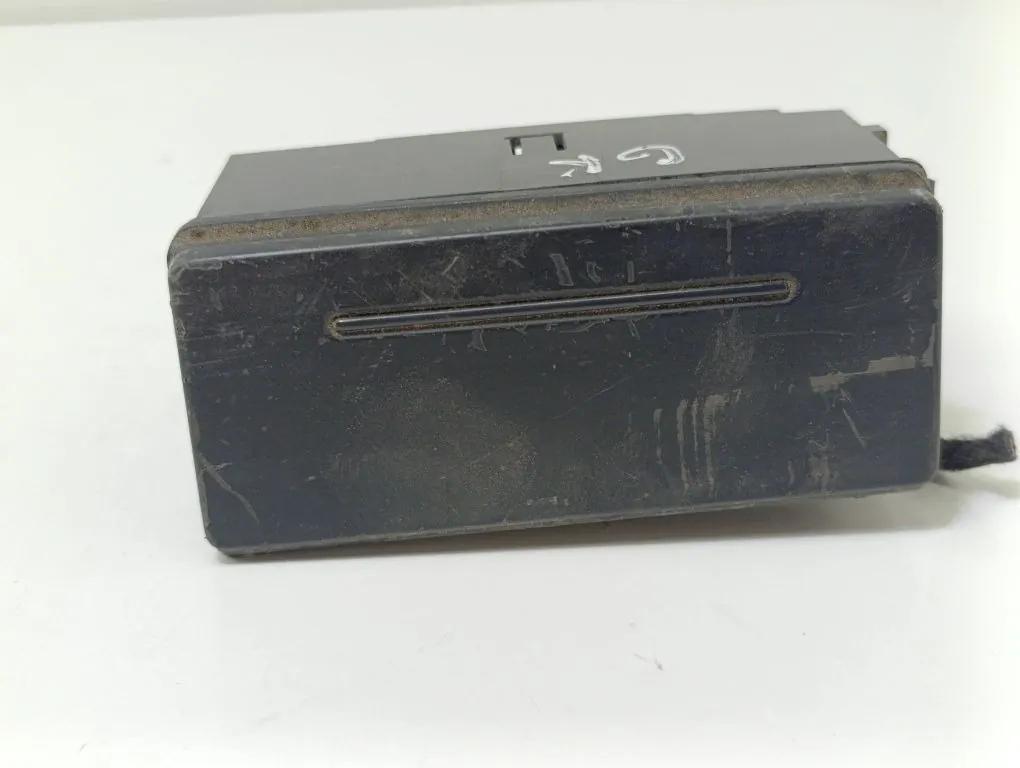 Aschenbecher AUDI A6 (4B2, C5) 1.9 TDI 4B0907503