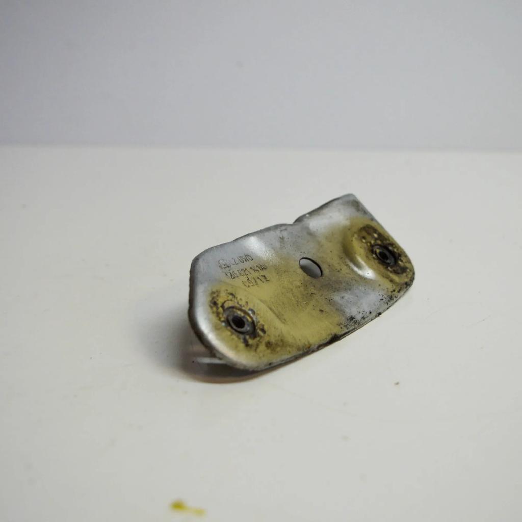 Kotflügelhalter vorne links SKODA OCTAVIAII (1Z3) 1.6 TDI 1Z0821141A Bild Kotflügelhalter vorne links SKODA OCTAVIAII (1Z3) 1.6 TDI 1Z0821141A