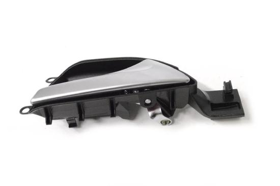 Rechter hinterer innerer Öffnungsgriff Bild Rechter hinterer innerer Öffnungsgriff