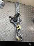 Scheibenwischermechanismus vorne MERCEDES-BENZ S (W220) S 55 AMG (220.073, 220.173) 0589912071