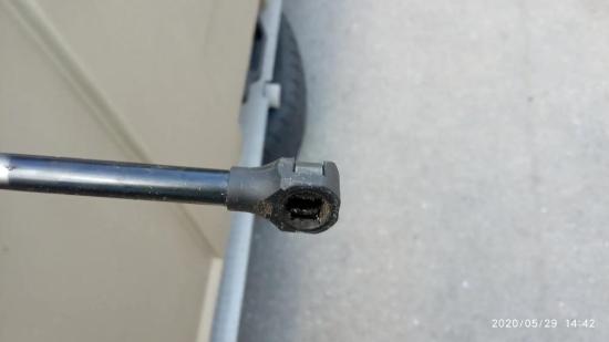 Heckklappe Gasdruckfeder links OPEL VIVARO Furgon (F7) 1.9 DI 91168256 8200162697 Bild Heckklappe Gasdruckfeder links OPEL VIVARO Furgon (F7) 1.9 DI 91168256 8200162697