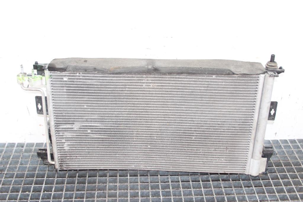 Kühler Ford Focus III (DYB) CV618C607BB